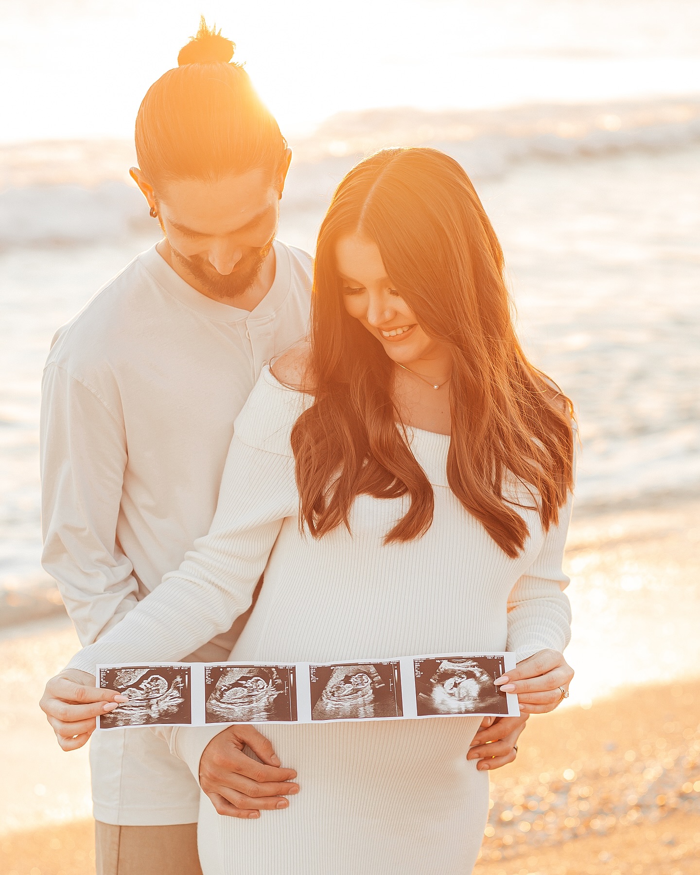 Maternity photography by IRINA TRAVNIKOVA