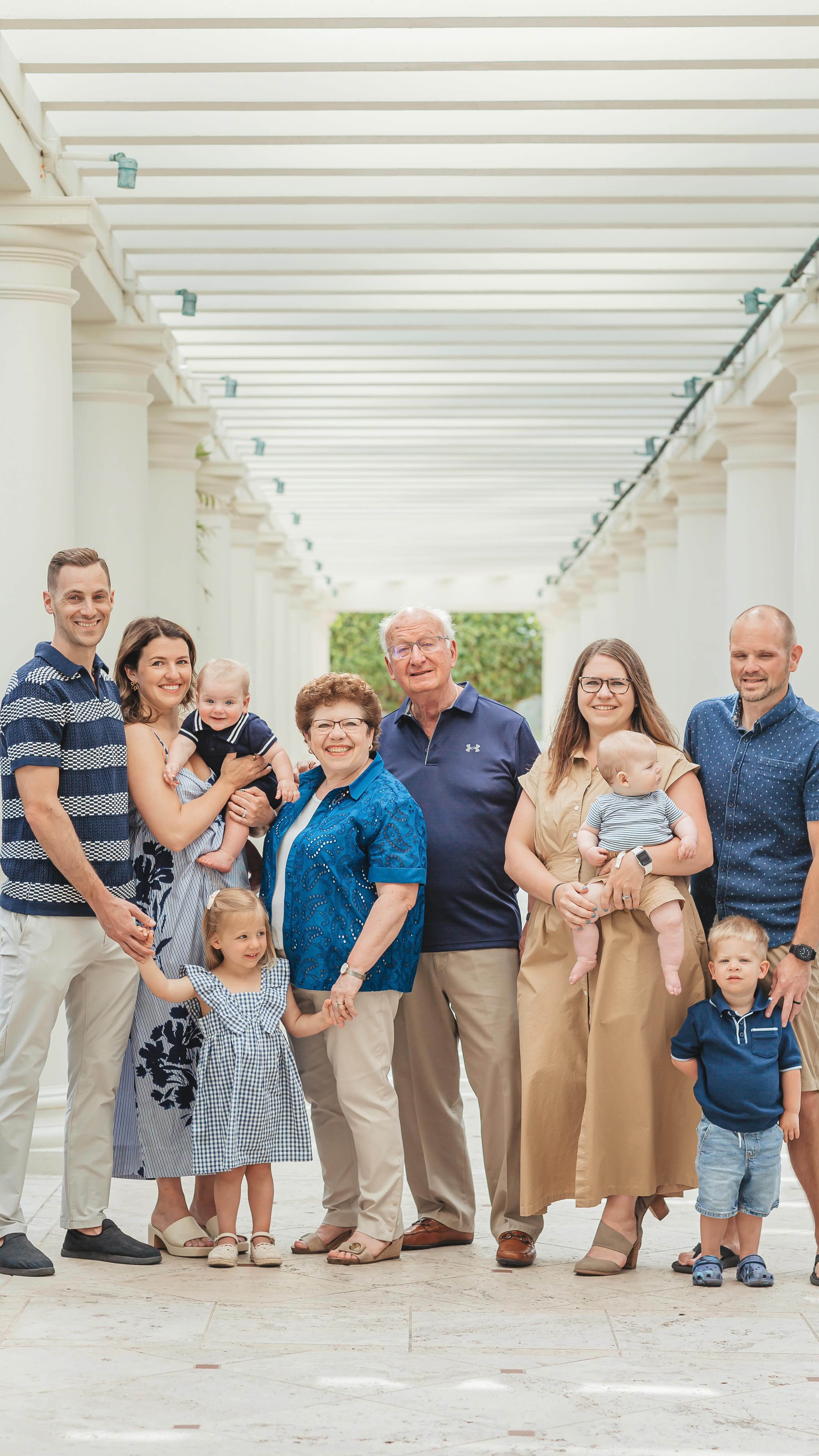 Family photography by IRINA TRAVNIKOVA